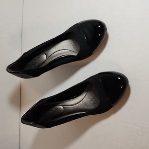 Life Strides Soft System Black Dress Pumps Size 7M